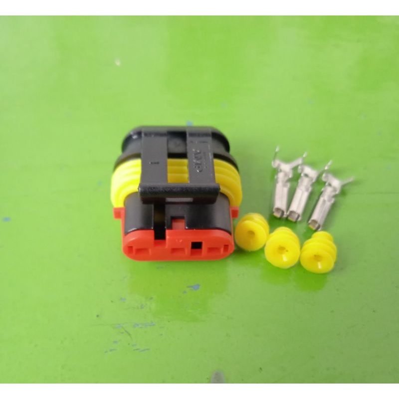 SOKET 3 PIN AMP ANTI AIR MALE