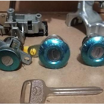 Kunci Kontak Set Kunci Laci Kunci Bagasi Kunci Pintu Kijang Kapsul 7K