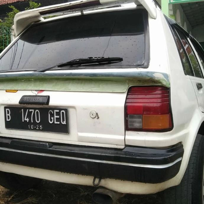 DUCKTAIL SPOILER PINGGANG STARLET KOTAK