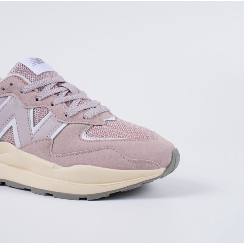 Sepatu New Balance 5740 Purple Taro