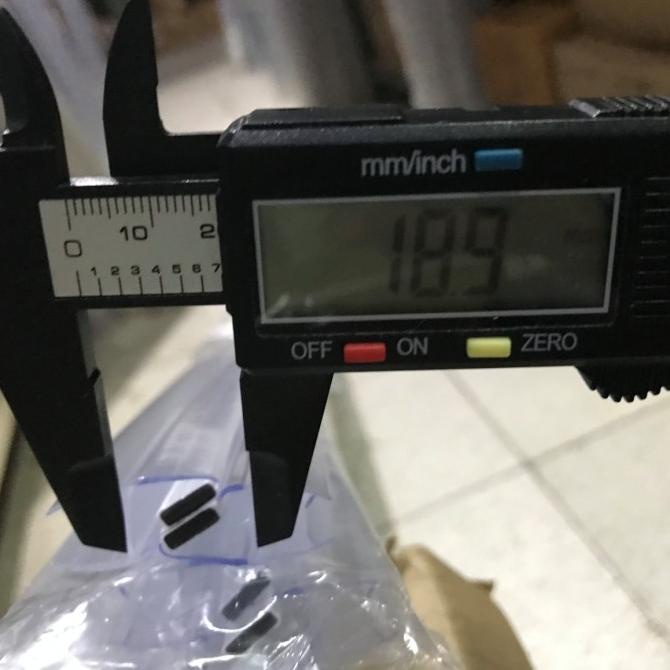 Magnetic Glass Clip Seal Pintu Kaca Sliding Klip Seal Magnet Shower