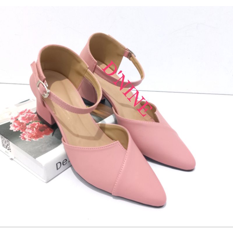 CHICA 9903 Sepatu heels wanita 5cm