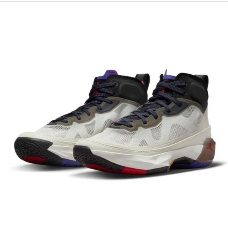 Sepatu Nike Air Jordan 37 x Beyond Bonders - 40