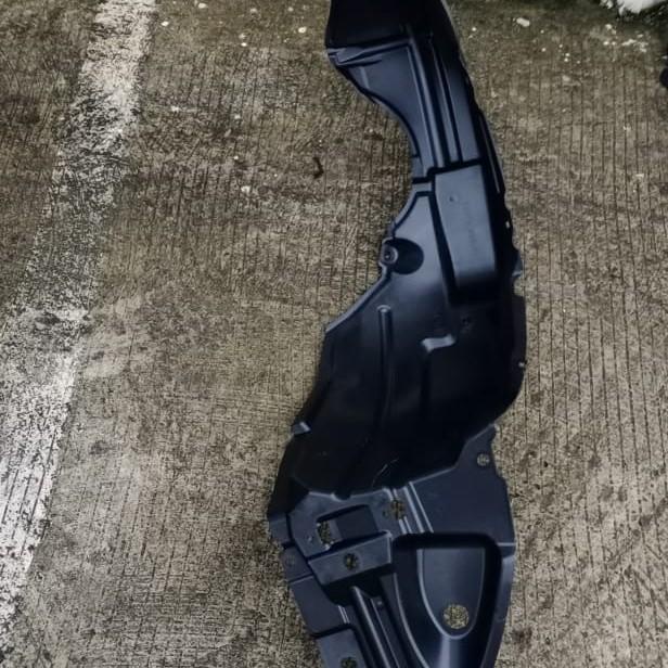 Liner Fender Yaris Lele