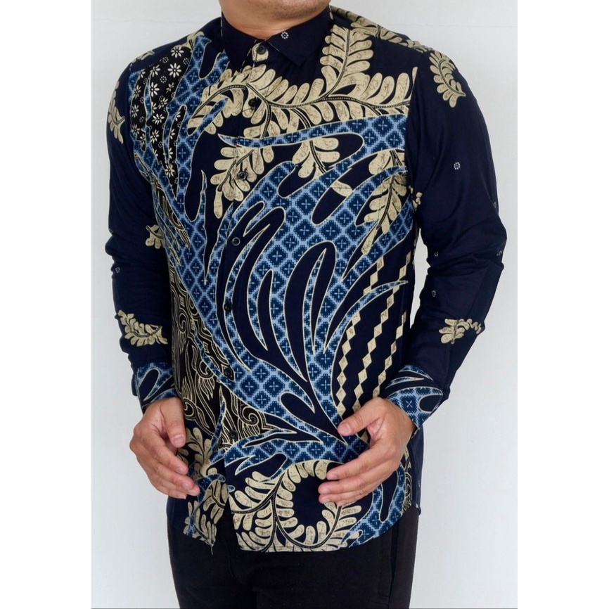 Baju Batik Pria Slimfit Kemeja Lengan Panjang Hem Slim Fit LBL 2122