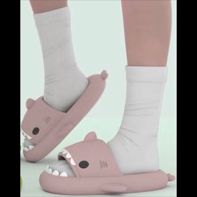 SANDAL HIU/SANDAL BABY SHARK TERBARU VIRAL TIKTOK MAROON CUTE