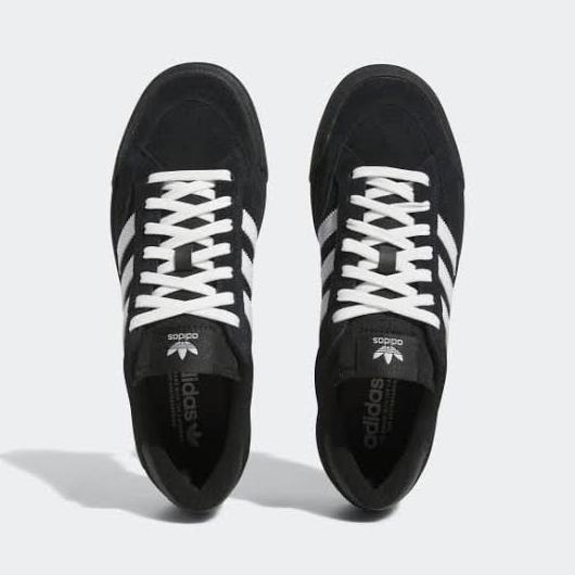 Miliki Sepatu Adidas Skateboarding Nora Unisex Black White Sayyikastore