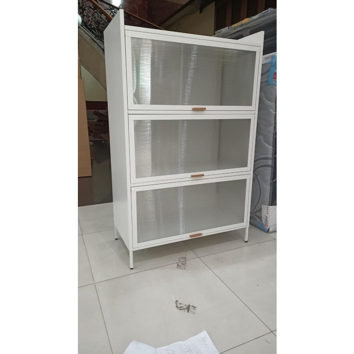 

Lemari Dapur / Rak Dapur Besi / Lemari Kaca Modern
