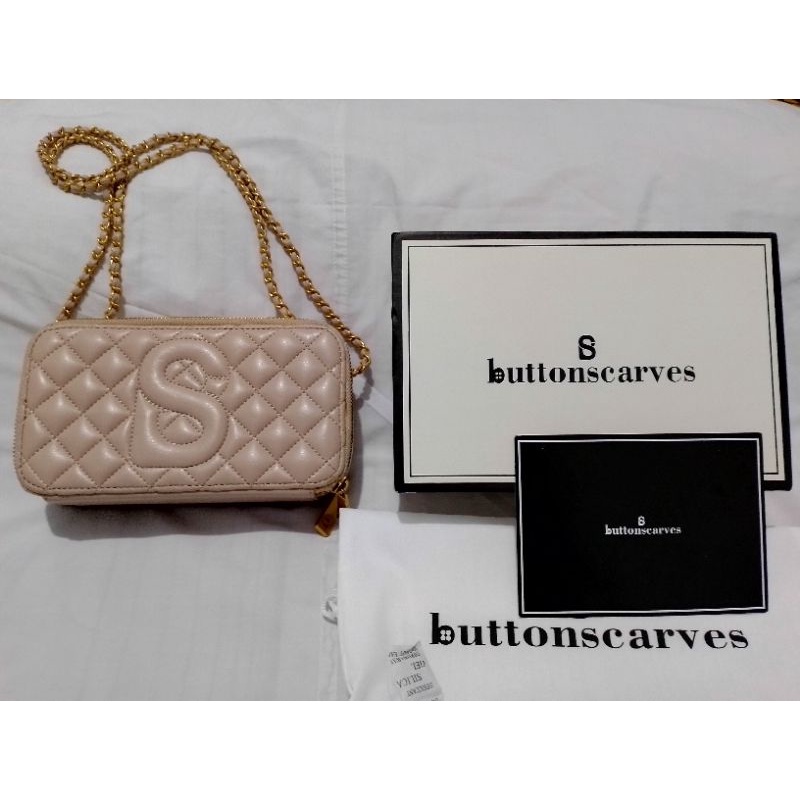 preloved yura bag sand buttonscarves