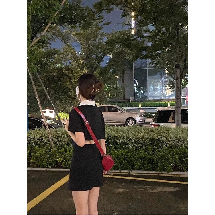 Red Musim panas kerah polo kecil pinggang gaun hitam berkualitas tinggi wanita gaya perguruan Hepburn gaya rok hitam kecil siswa