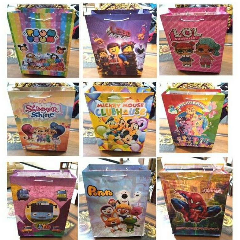

New Paperbag Ulang Tahun karakter Tanggung Motif Campur 1 pack isi 10 pcs