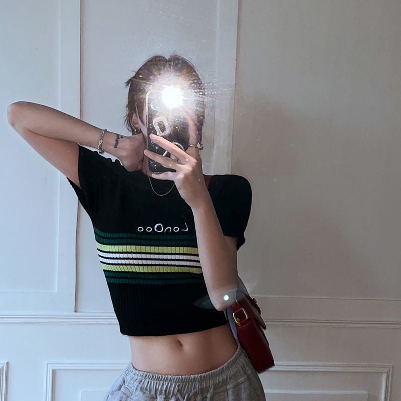 Red American retro hitam bergaris lengan pendek bahu T-shirt wanita musim panas hot gadis rasa ceruk pendek ketat atas