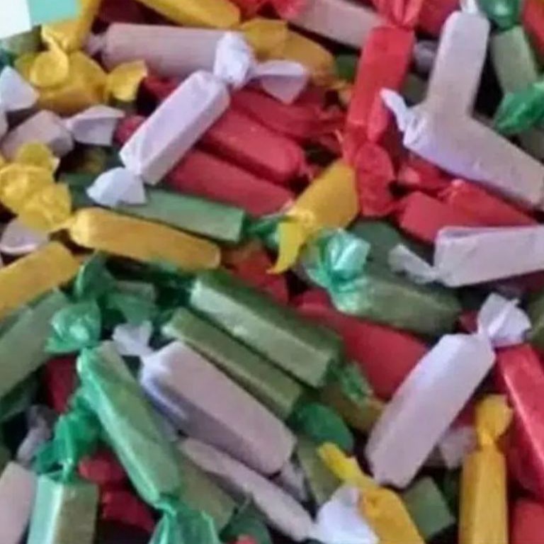 

Paling Diminati.. PERMEN TAPE ENAK MANTAP KEMASAN MIKA 300GRAM WYS