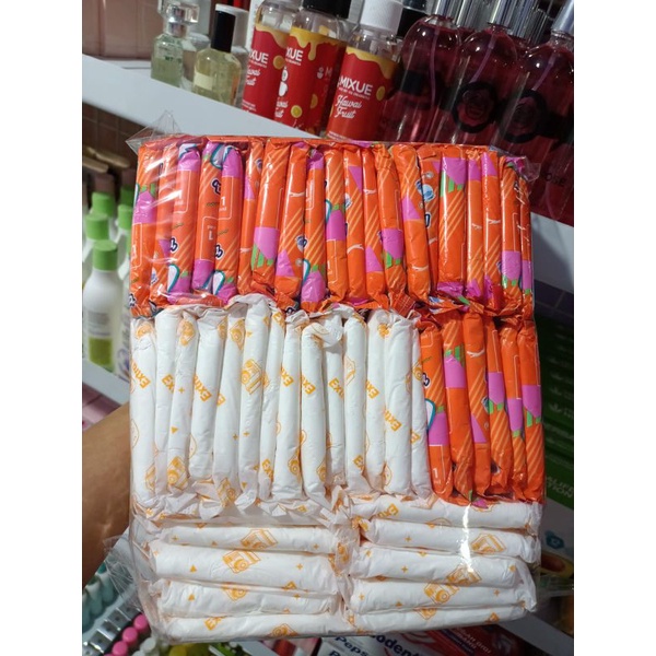 pembalut charm isi 50pcs/ukuran 23cm/harga 23.000......