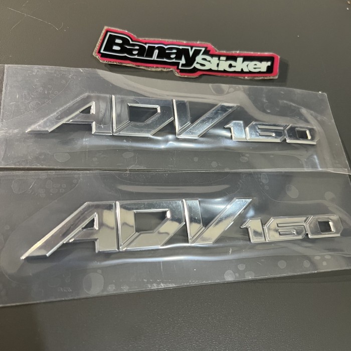 EMBLEM ADV 160