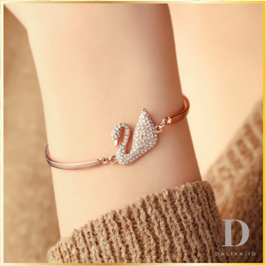 [KODE PRODUK QHQYJ4490] ⭐COD Gelang Wanita Korea Model Angsa Premium Swarovski Aksesoris Perhiasan W