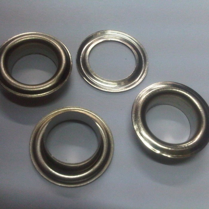 

Terlaris Ring Mata Ayam 24 Spanduk Digital Printing