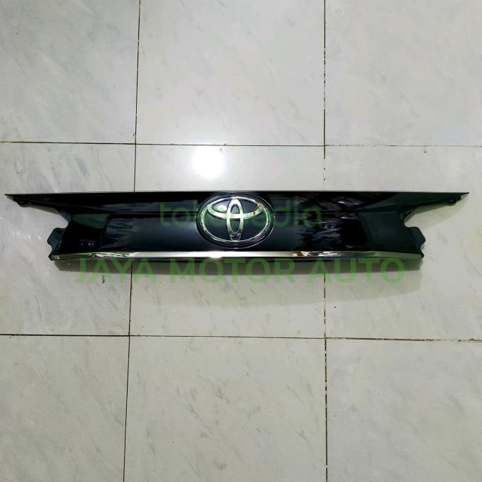 TRUNKLID Trunk Lid Bagasi Innova VENTURER Facelift 2020-2021 Original