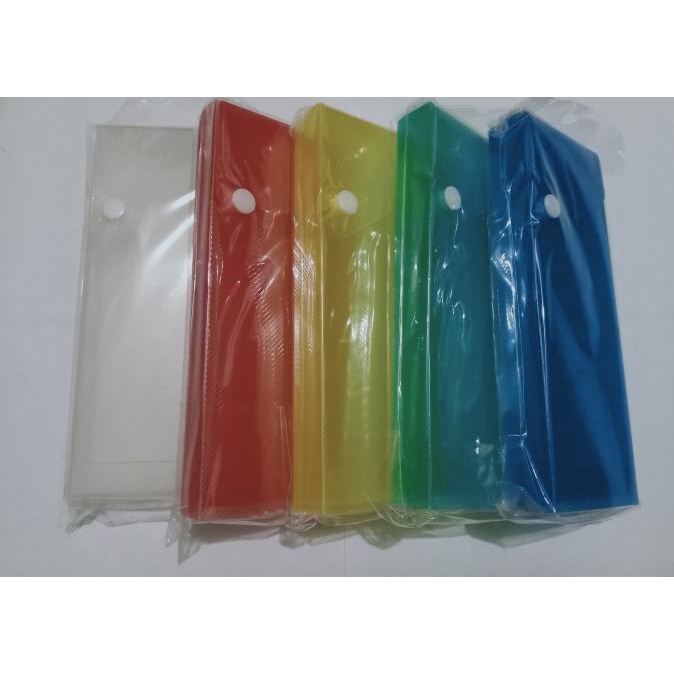 

Tempat Pensil / Kotak Pensil Kancing Plastik Transparan