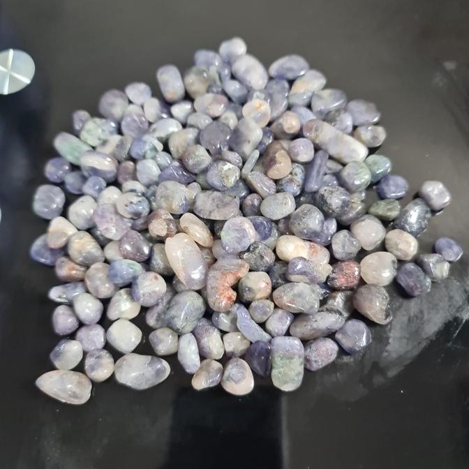 {{{{}}] Iolite chips special B packing 100grams