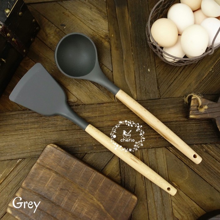 Terlaris Spatula Dan Centong Silikon Gagang Kayu / Sodet Set / Centong Set