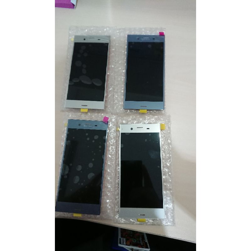 Unik LCD Sony Xperia XZ1 Original Diskon