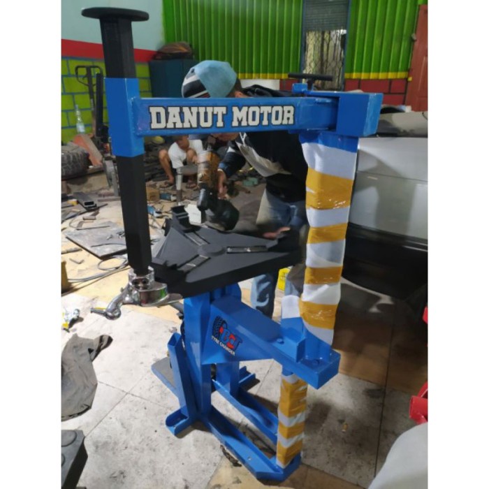PROMO BCT TIRE CHANGER TIPE SEGITIGA ALAT LEPAS BAN ALAT BUKA BAN TERLARIS