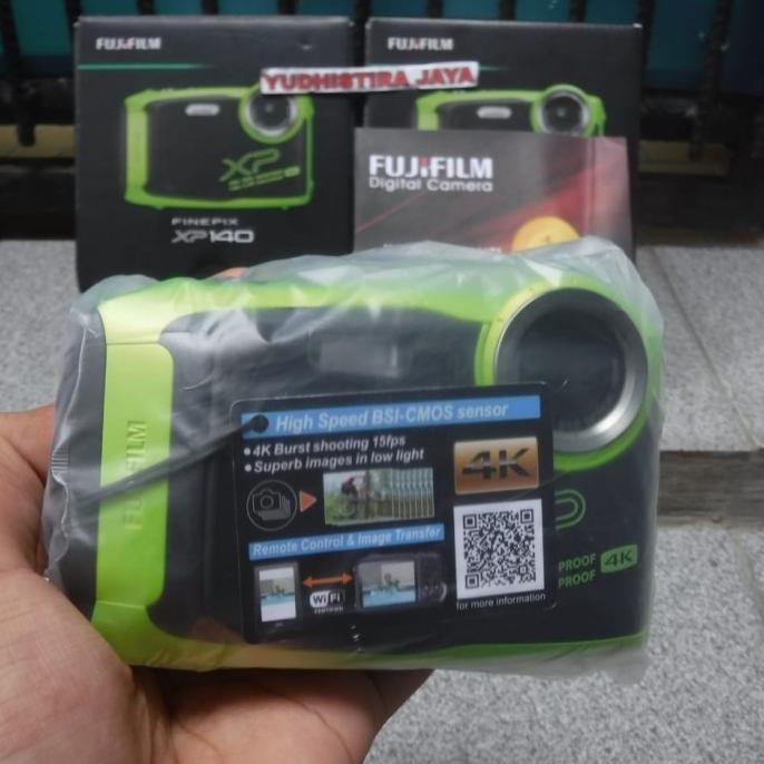 fujifilm XP140 Waterproof kamera Plus Paket Lengkap (New)