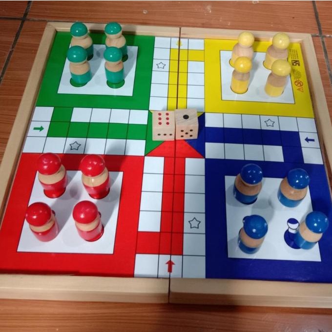 Mainan Ludo kayu pinus ber SNI