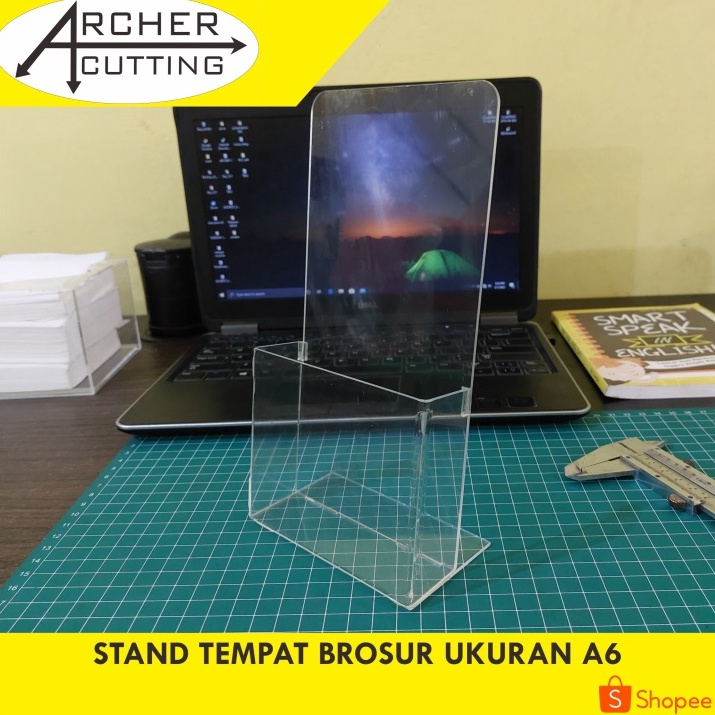 Produk Terkini.. Tempat stand brosur organizer meja A6 1/3 f4 single akrilik 70