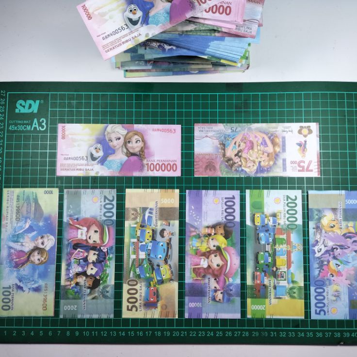 ↕ 1000pcs Mainan UANG GAMBAR KARAKTER uang uangan uang-uangan ⋆ ↔