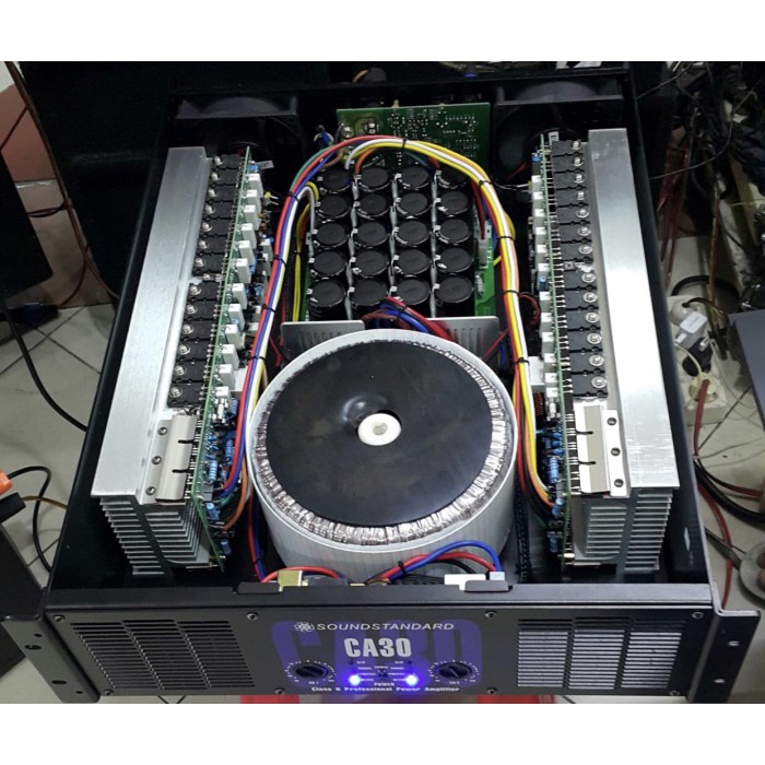POWER AMPLIFIER CA 30 SOUNDSTANDARD