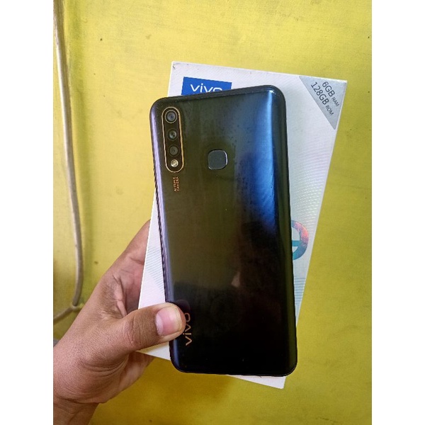 Vivo Y19 6/128 bekas resmi indonesia