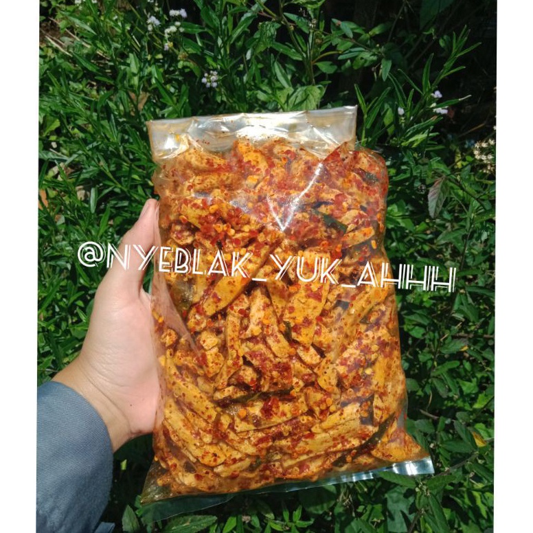 

Super Promo.. Basreng Baso goreng Basreng stik pedas basreng kering cabe asli daun jeruk isi 500 gram S0I