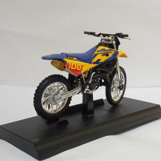 FLASH SALE DIECAST MOTOR HUSQVARNA CR125 MINIATUR MOTOR TRAIL WELLY 1:18 MURAH TERBARU
