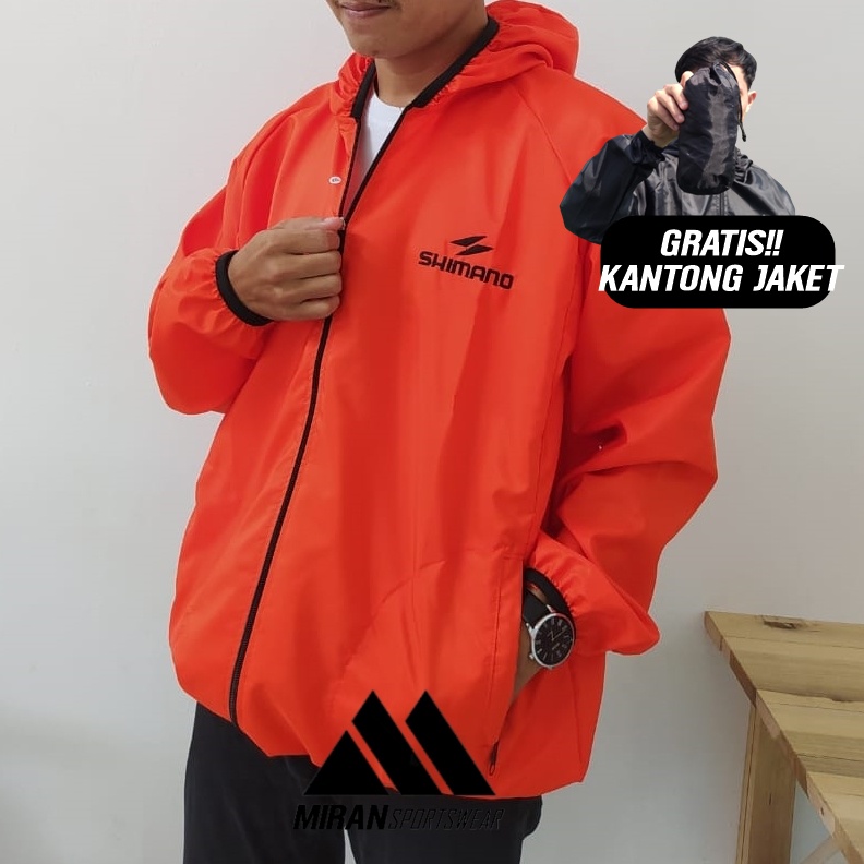 Bisa COD Jaket Olahraga Jumbo Pria Wanita Big Size XXXL LD 120 125 Parasut Saku Kantong Resleting