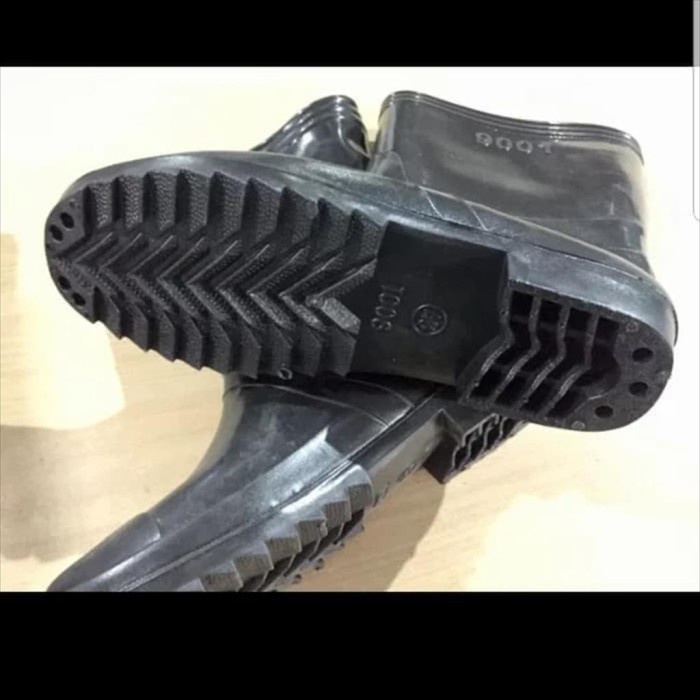 SALE SEPATU BOOT JEEP KARET BOT PENDEK BOOTS KERJA PROYEK ANTI AIR 41 42