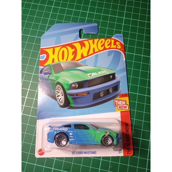 HotWheels ford mustang falken