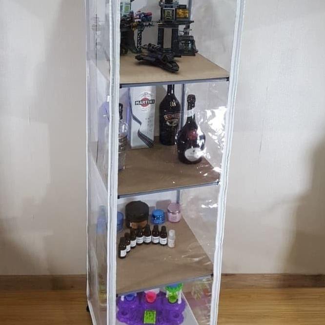 Lemari Pajangan Plastik Hiasan Koleksi