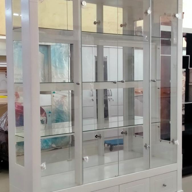 Lemari Pajangan / Lemari Hias Kristal 4 Pintu