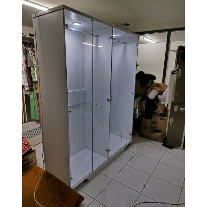 Lemari Pakaian Gamis Kaca / Lemari Baju Kaca Pajangan