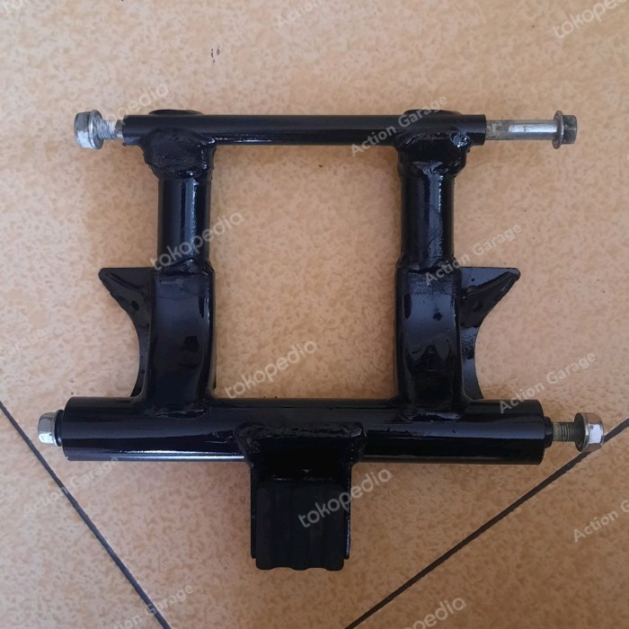 Mounting Engine Vario 150 Led / Vario 150 New Custom 5cm original