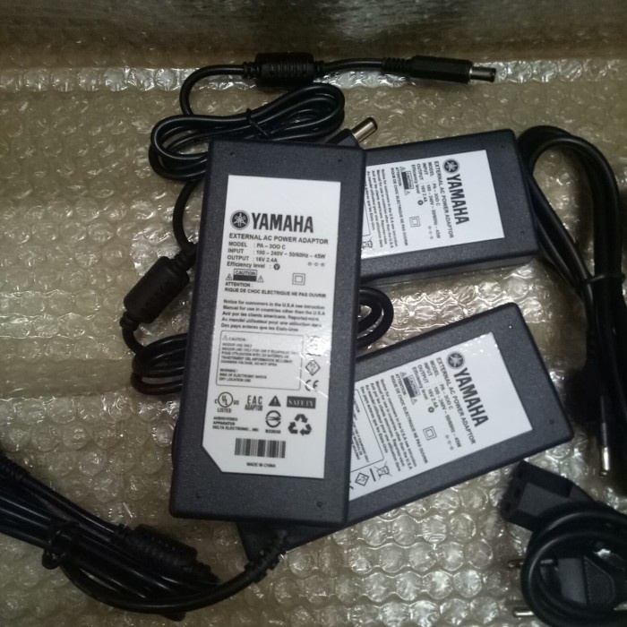 adaptor kaybord yamaha psr 2000/psr 3000.