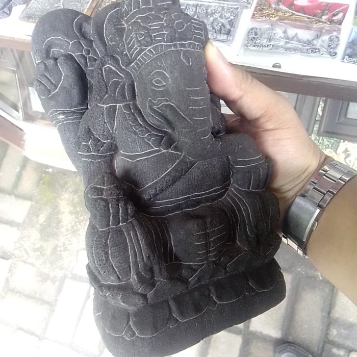 Althis- Koleksi Pajangan Patung Ganesha Batu