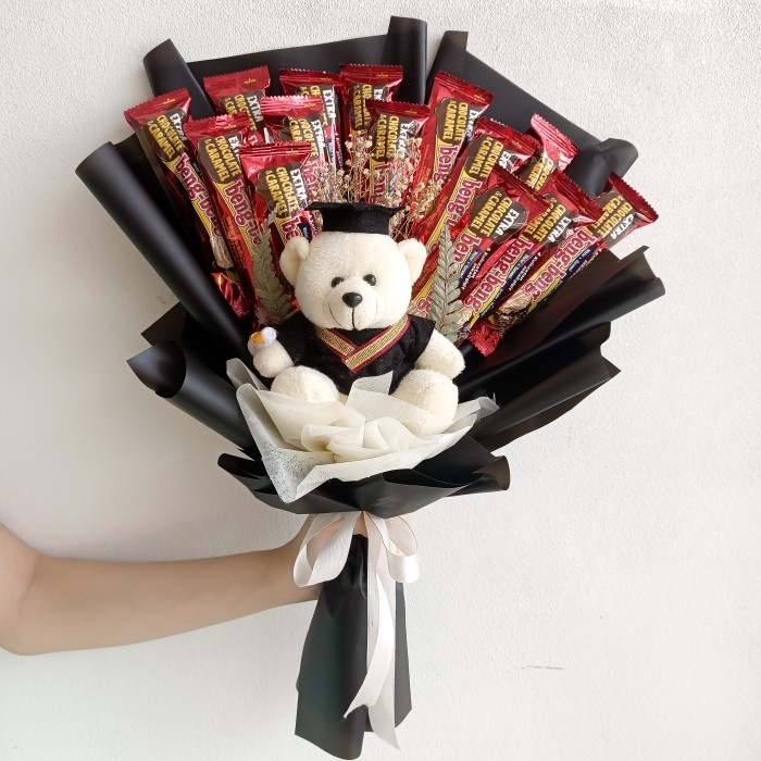 

Elvira- Bouquet Snack / Snack Buket Beruang / Hadiah Wisuda / Ulang Tahun