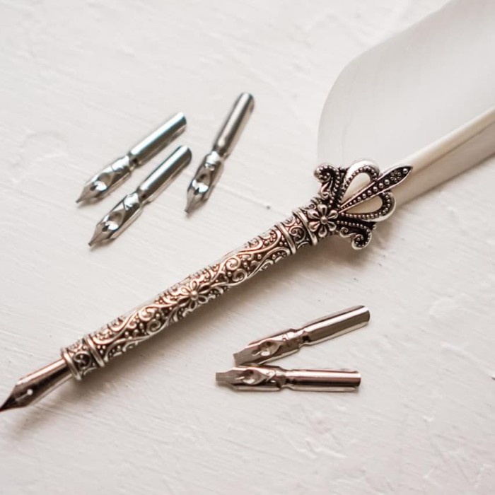 

Bestseller Calligraphy Fountain Dip Feather Quill Pen Pena Pulpen Bulu Kaligrafi