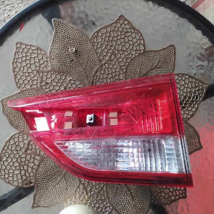 lampu bagasi wuling confero db