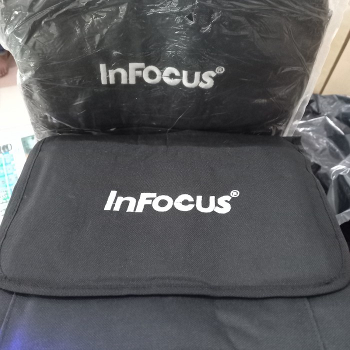 Bestseller Tas Proyektor/Projector Infocus Original
