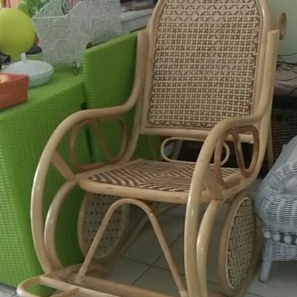 Terlaris Kursi Goyang Rotan Untuk Dewasa-Kursi Malas Goyang-Kursi Goyang Santai