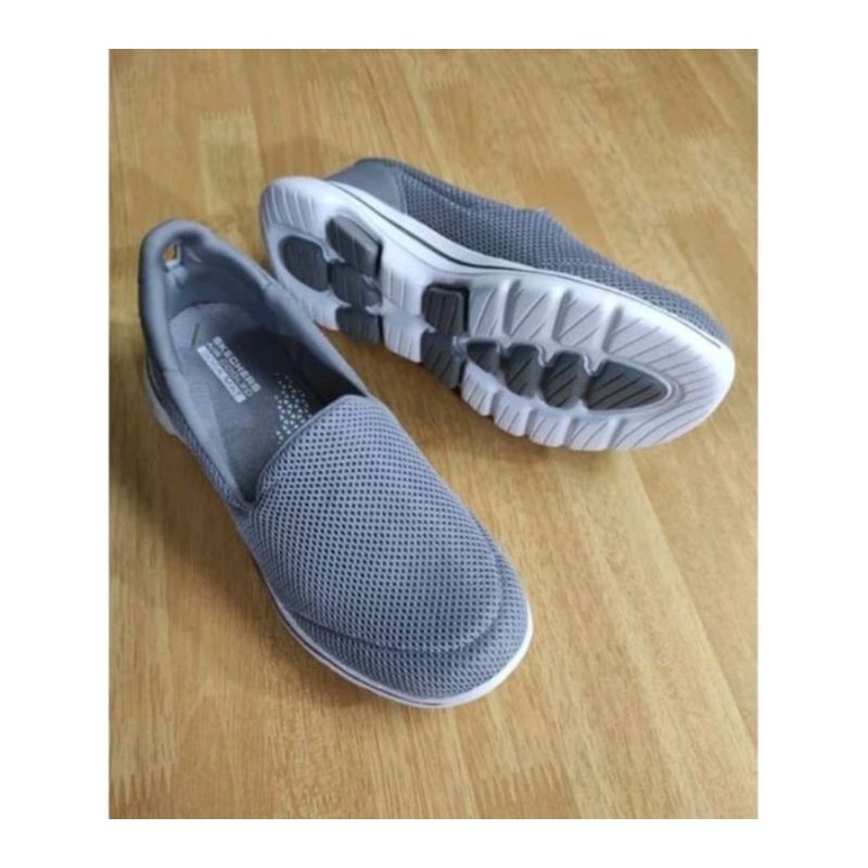 Harga Miring Skechers Go Walk 5 Woman / Sepatu Wanita Skechers Go Walk5
